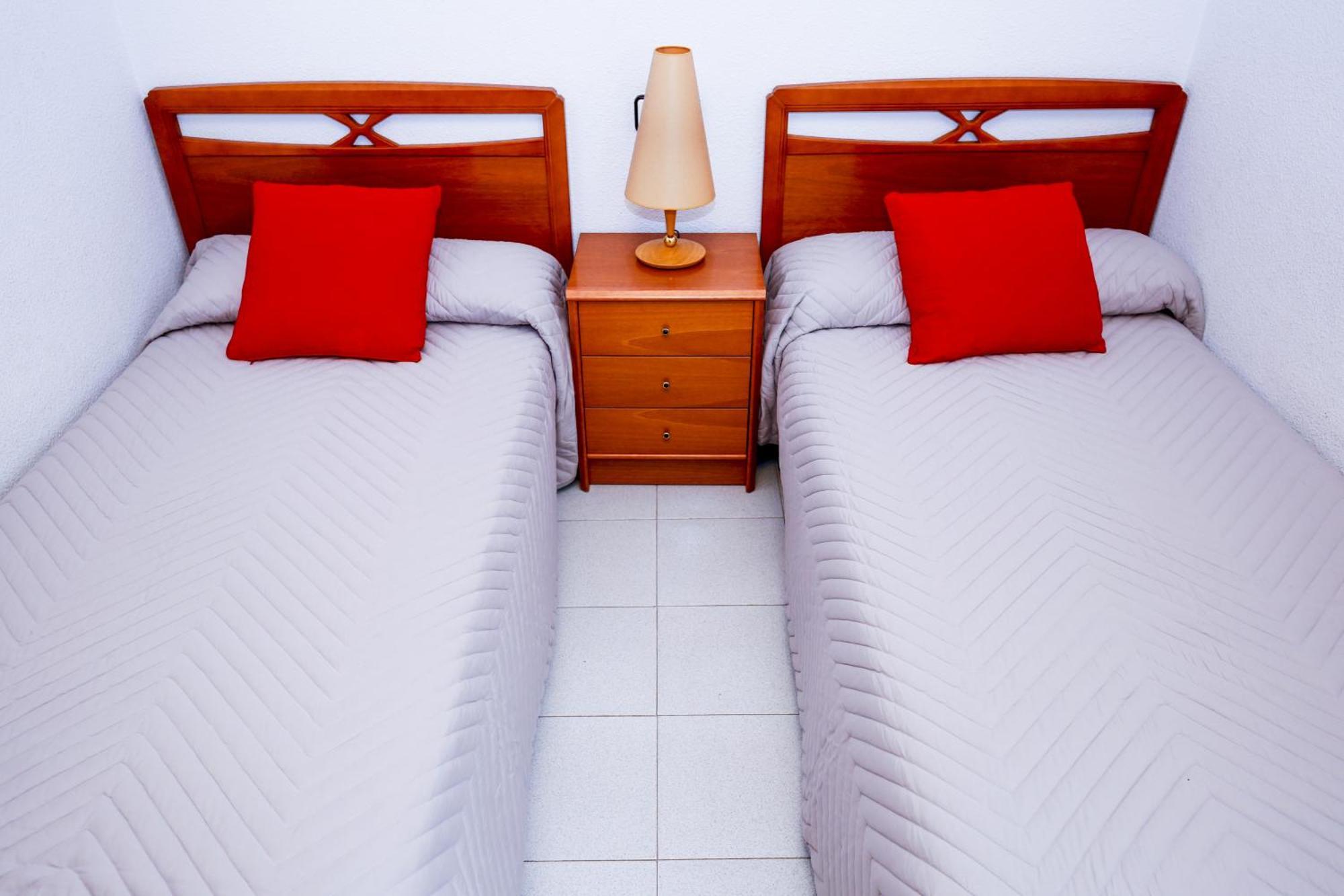 Santillana Homestay By Turismar Salou Kültér fotó